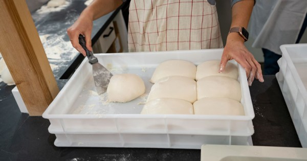 Stackable dough boxes and pizza delivery bags